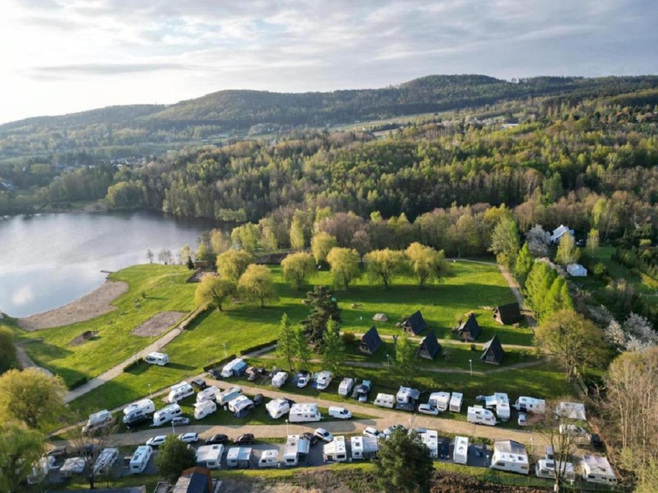Sulicamp Kompleks Wypoczynkowy Sulistrowice Exteriér fotografie